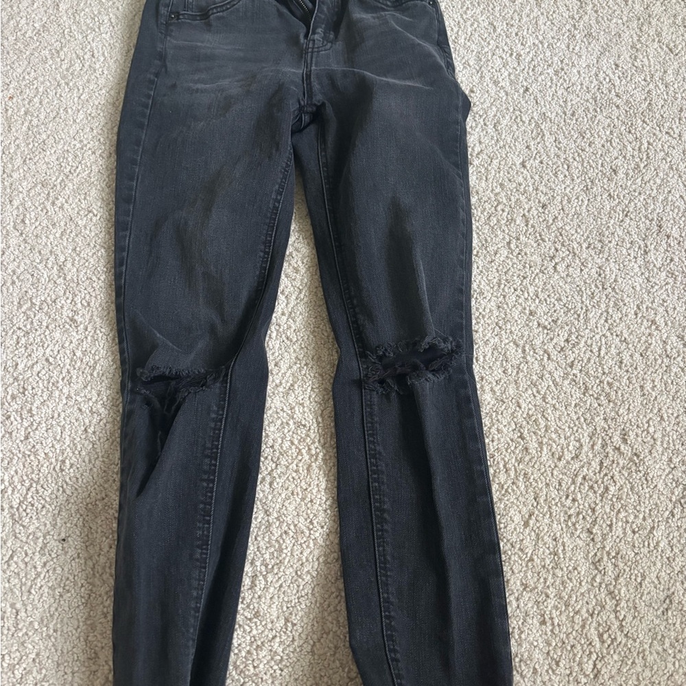 Women's Black Distressed Jeans